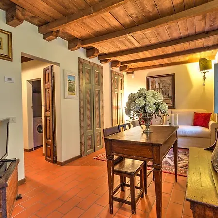 Guest house La Volpera 3*